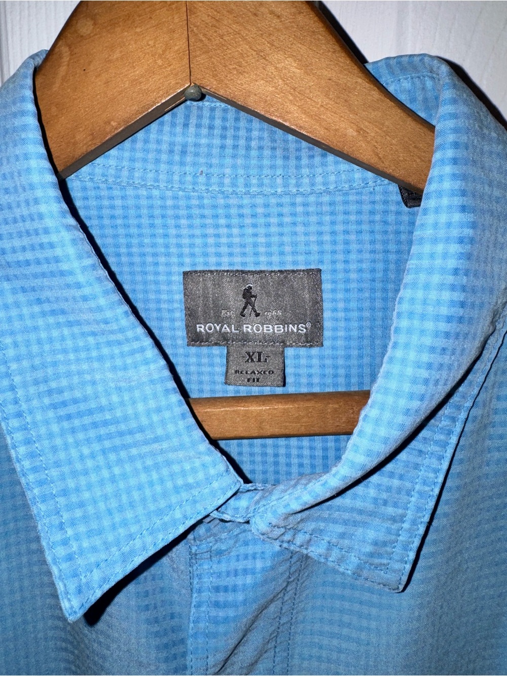 Royal Robbins Light Blue Short-Sleeve Button-Down Shirt - Picture 2 of 7